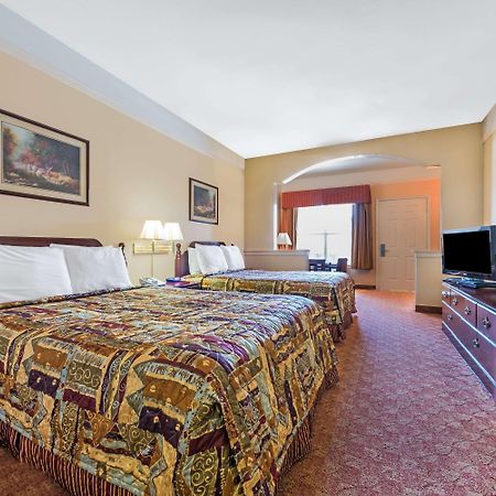 Super 8 By Wyndham Greenville Esterno foto
