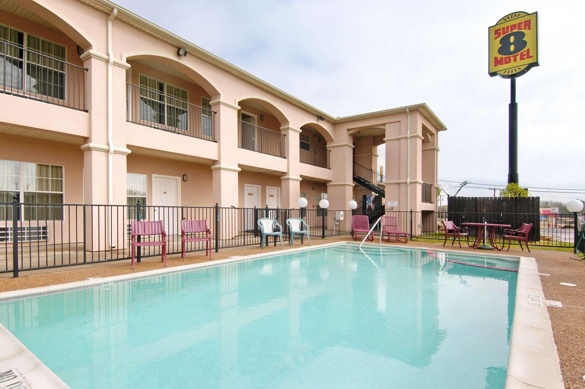 Super 8 By Wyndham Greenville Esterno foto